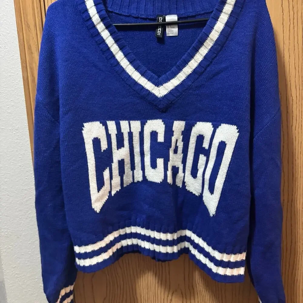 Divided Sweater size M